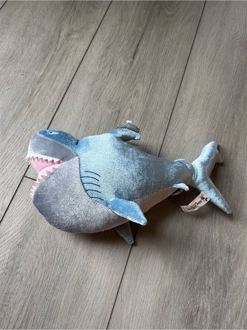 NWT Disney Store Finding Nemo Bruce 9” Bean Bag Shark Plush Velvet Ocean Toy